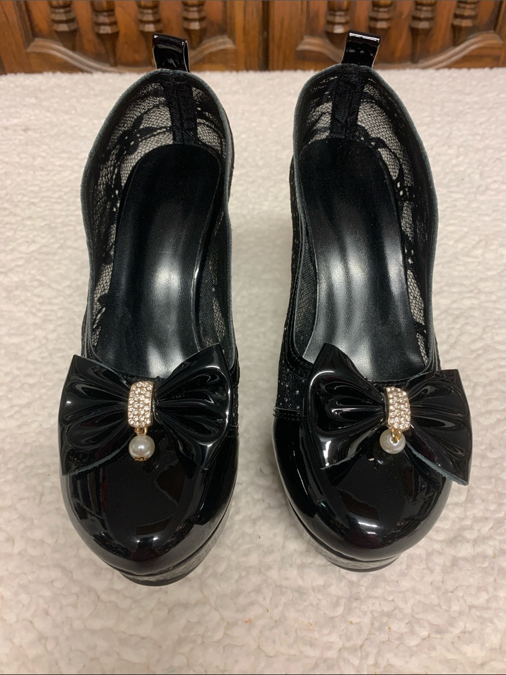 Black Patent Bow high heel Pumps Pearl Accent Size 38 Silver dots mesh fabric